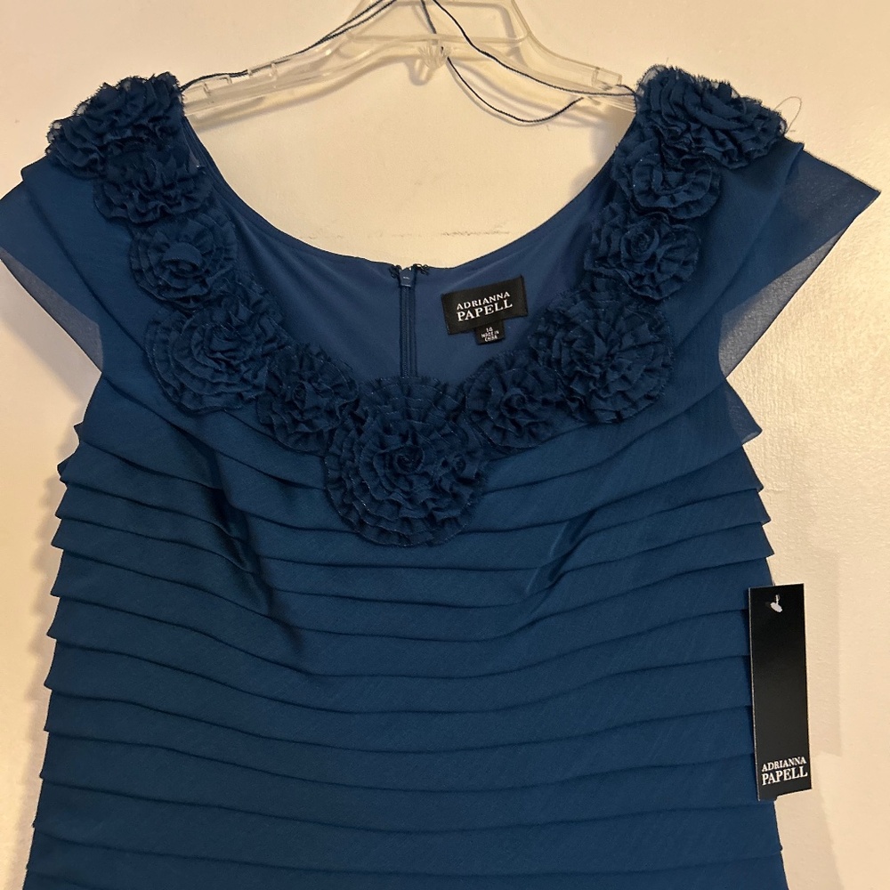 Adrianna Papell Size 14 Brand New with Tags Teal Dress.